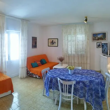 Διαμέρισμα By The Sea Stupin Celine, - 10321